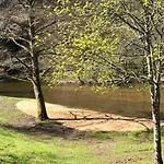 Zecamping 3 Pet Friendly En Bord De Riviere Avec De Sable *