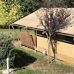 Zecamping 3 Pet Friendly En Bord De Riviere Avec De Sable Parque de Campismo