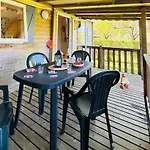 Parque de Campismo Zecamping 3 Pet Friendly En Bord De Riviere Avec De Sable
