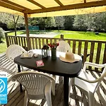 Parque de Campismo Zecamping 3 Pet Friendly En Bord De Riviere Avec De Sable *