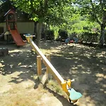 Parque de Campismo Zecamping 3 Pet Friendly En Bord De Riviere Avec De Sable *