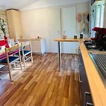 Zecamping 3 Pet Friendly En Bord De Riviere Avec De Sable Parque de Campismo