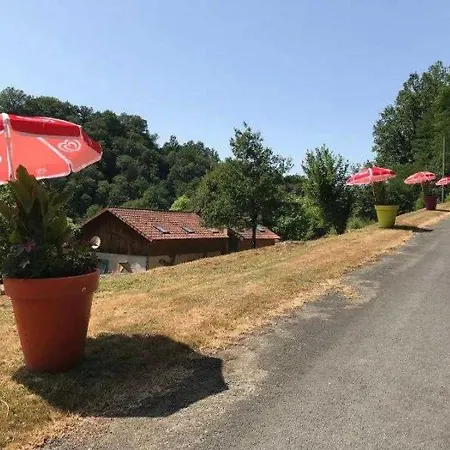 Zecamping 3 Etoiles Pet Friendly En Bord De Riviere Avec De Sable