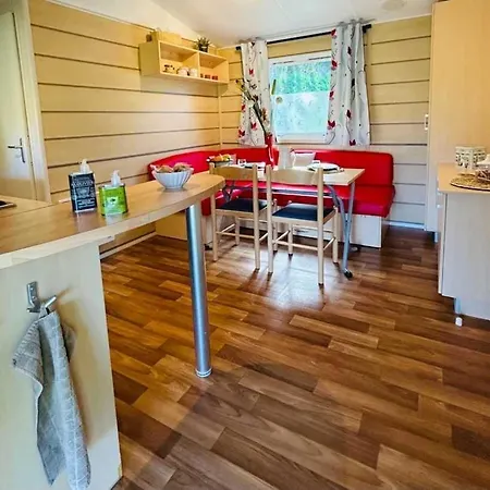 Camping Zecamping 3 Etoiles Pet Friendly En Bord De Riviere Avec De Sable *