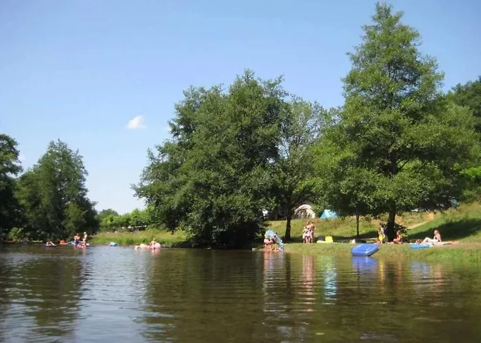 Kemp Zecamping 3 Pet Friendly En Bord De Riviere Avec De Sable