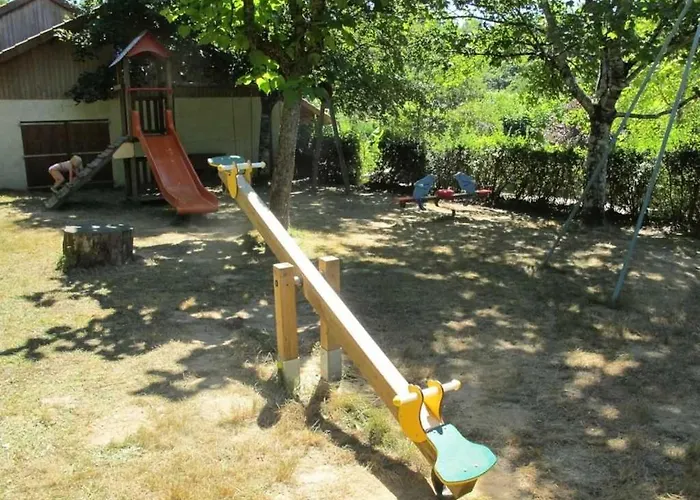 Zecamping 3 Pet Friendly En Bord De Riviere Avec Une Plage De Sable Kamp alanı *