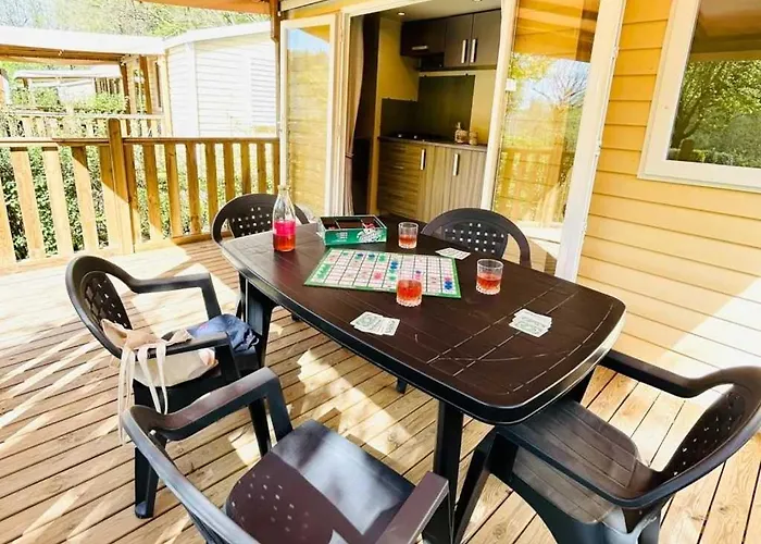 Zecamping 3 Pet Friendly En Bord De Riviere Avec Une Plage De Sable Kamp alanı Jumilhac-le-Grand