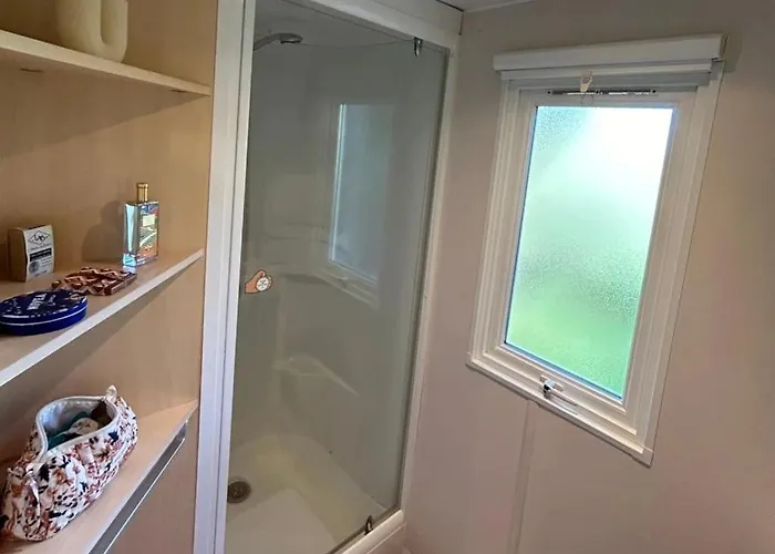 Kamp alanı Zecamping 3 Pet Friendly En Bord De Riviere Avec Une Plage De Sable