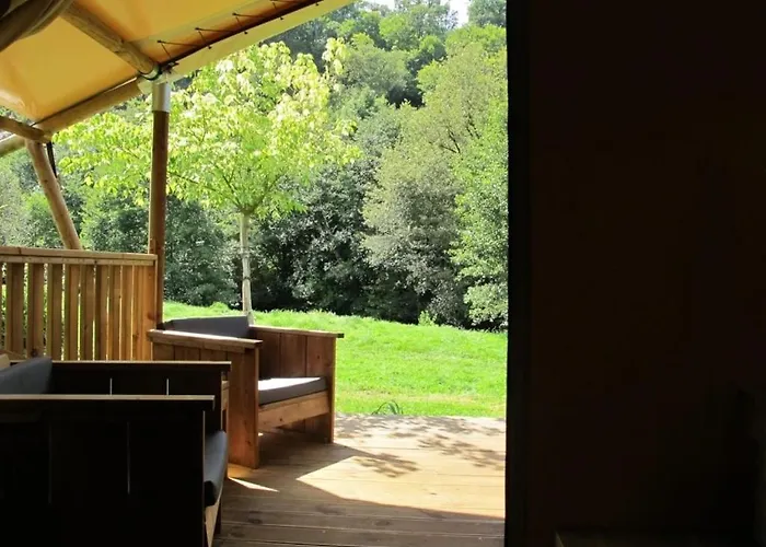 Zecamping 3 Pet Friendly En Bord De Riviere Avec De Sable
